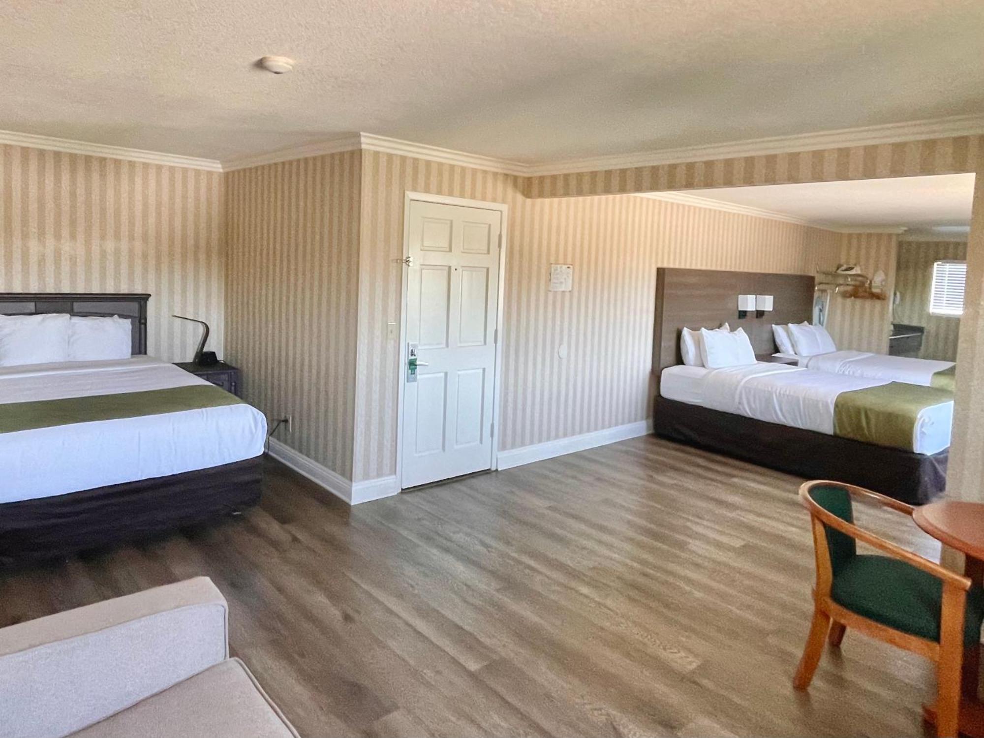 Quality Inn & Suites Anaheim Maingate Экстерьер фото
